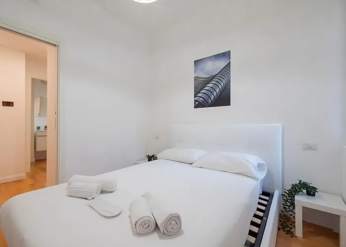 I Host - Gressoney 3 * Milano