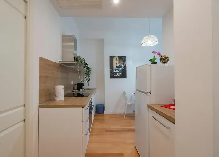 I Host - Gressoney 3 * Milano